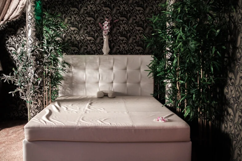 Салон эротического массажа — фото 4