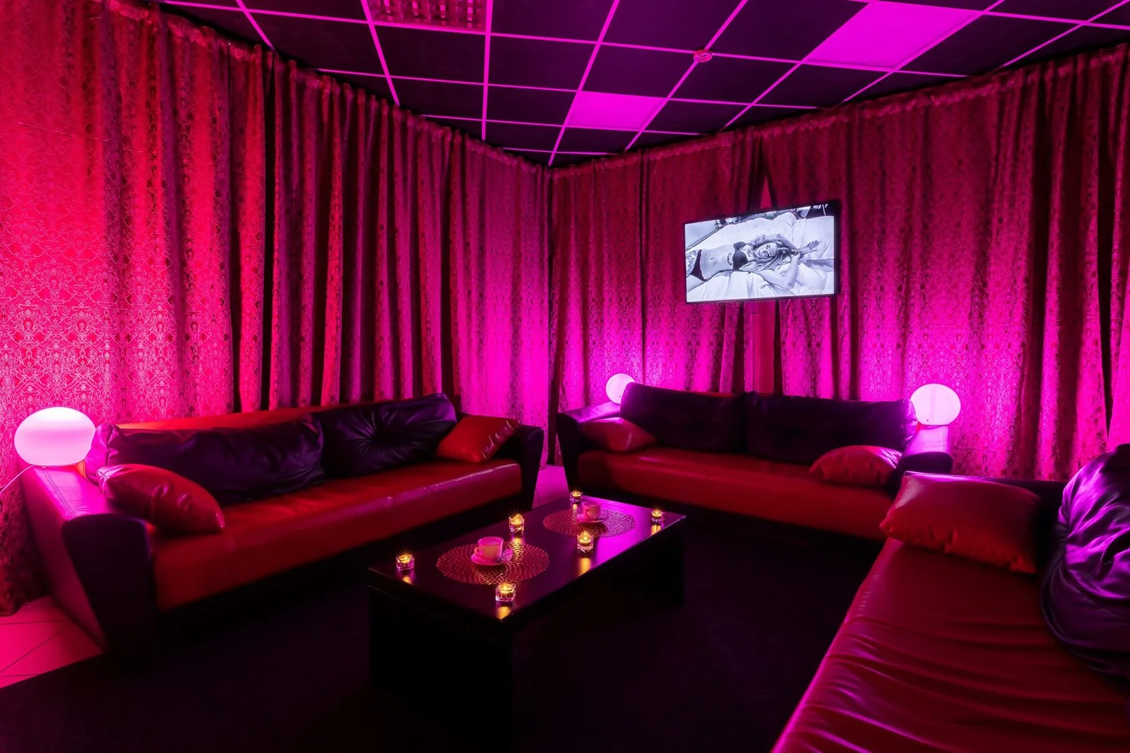 Persona Men's Club — фото 11