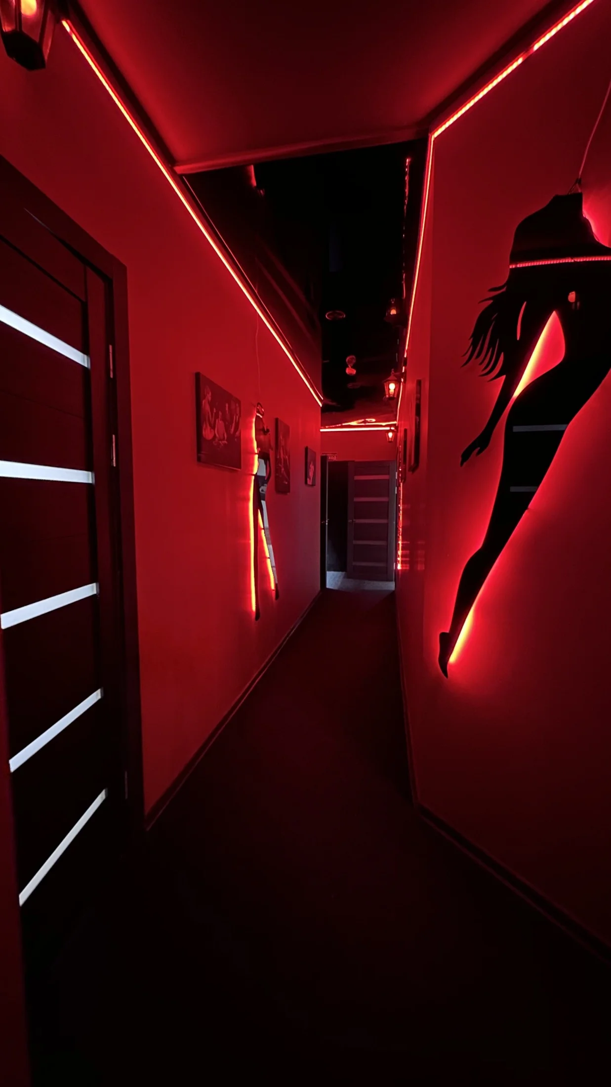 White — фото 7