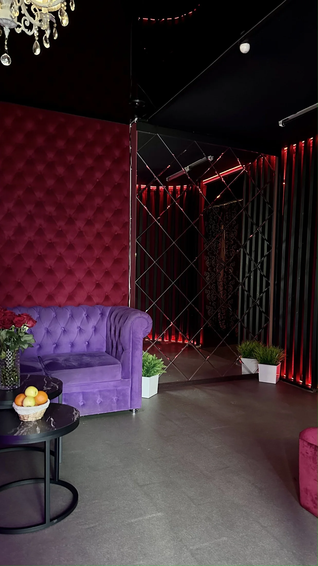 White — фото 9