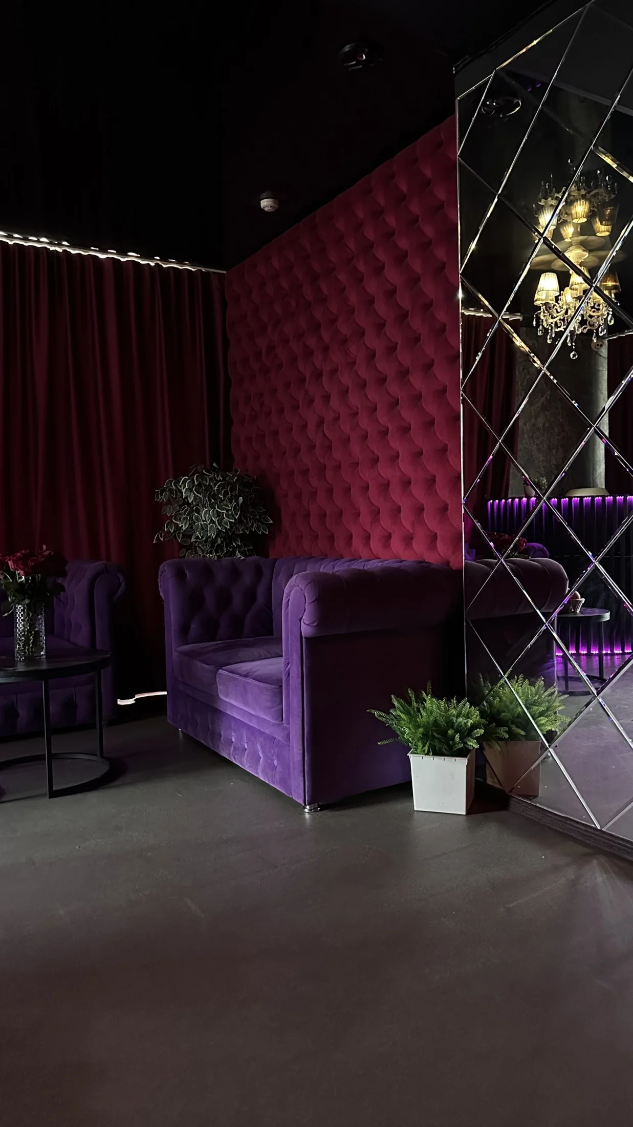 White — фото 11